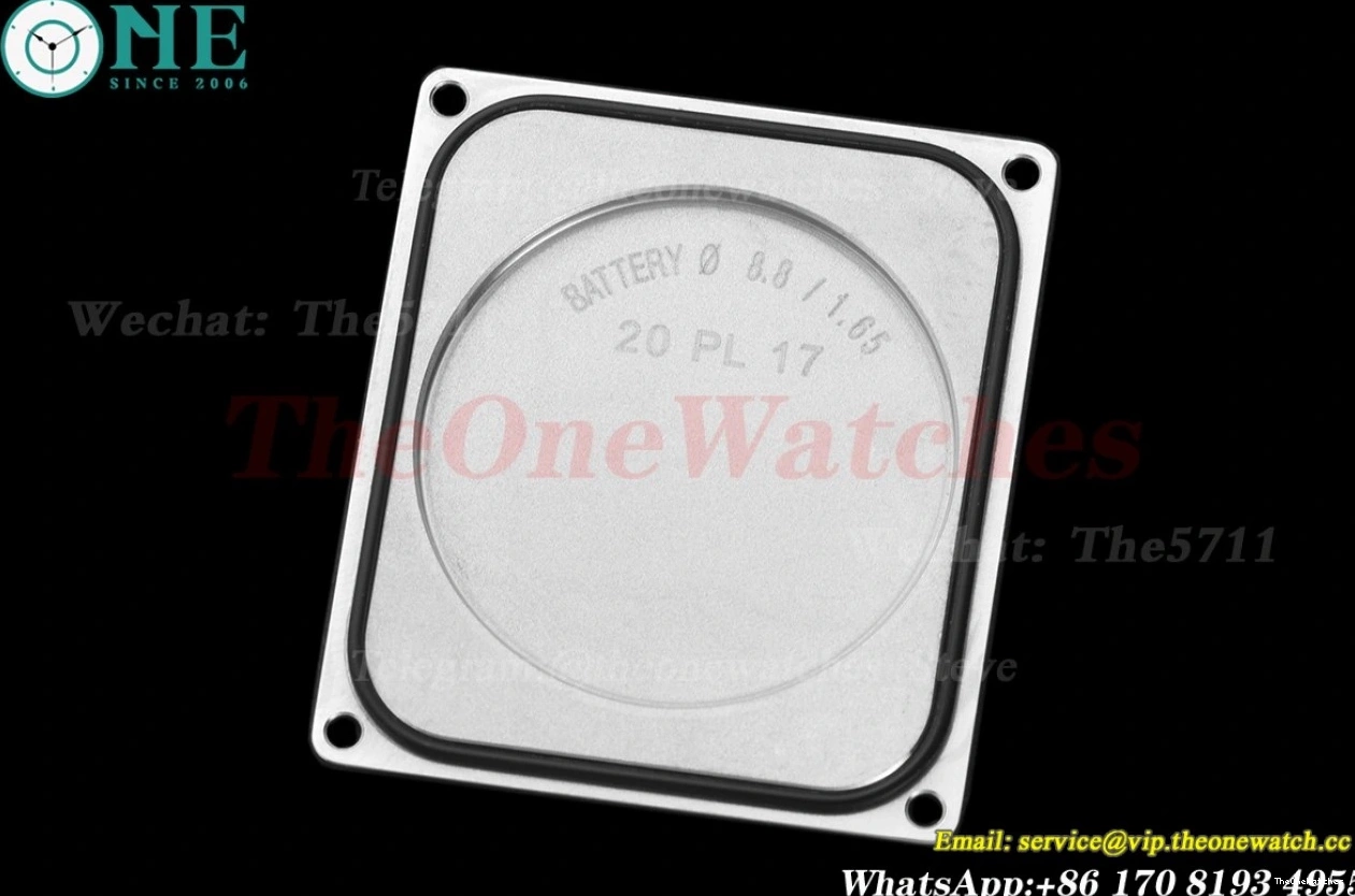 DRF Solo Dial White YG Tank Quartz 24.4mm LE 0301